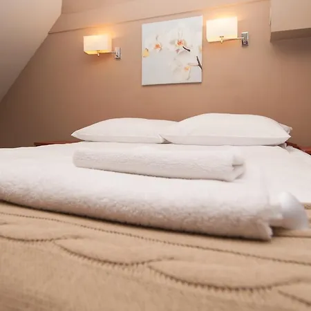 Couette-café Pory Roku 3*