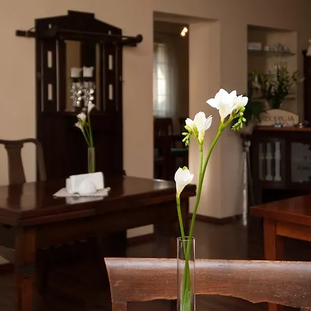 Pory Roku Couette-café